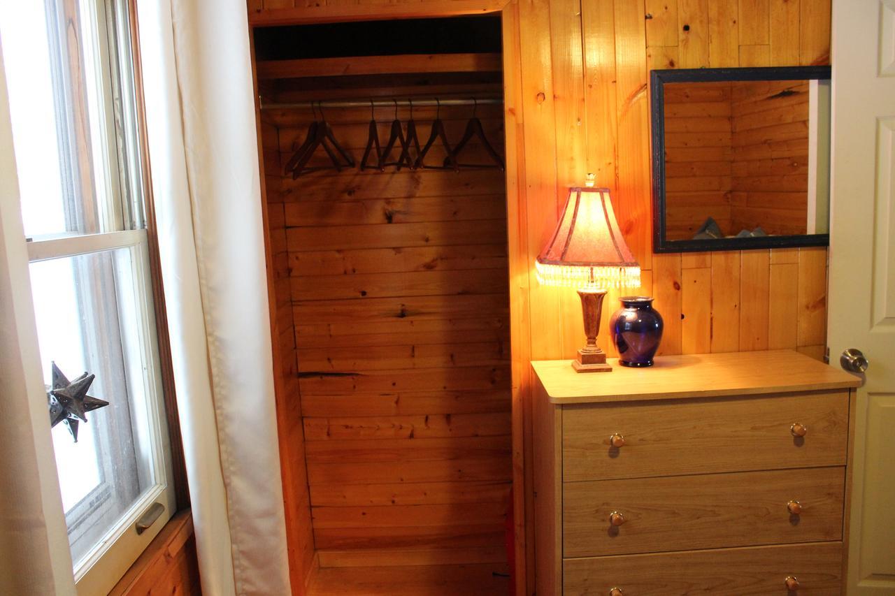 Lakefront Hope Lodge Miller Lake Экстерьер фото
