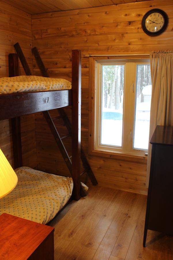 Lakefront Hope Lodge Miller Lake Экстерьер фото