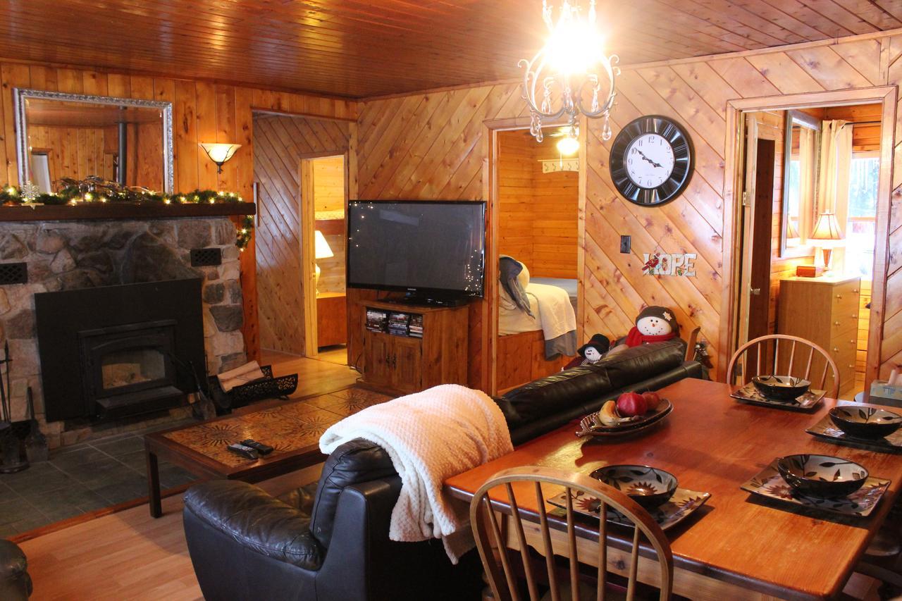 Lakefront Hope Lodge Miller Lake Экстерьер фото