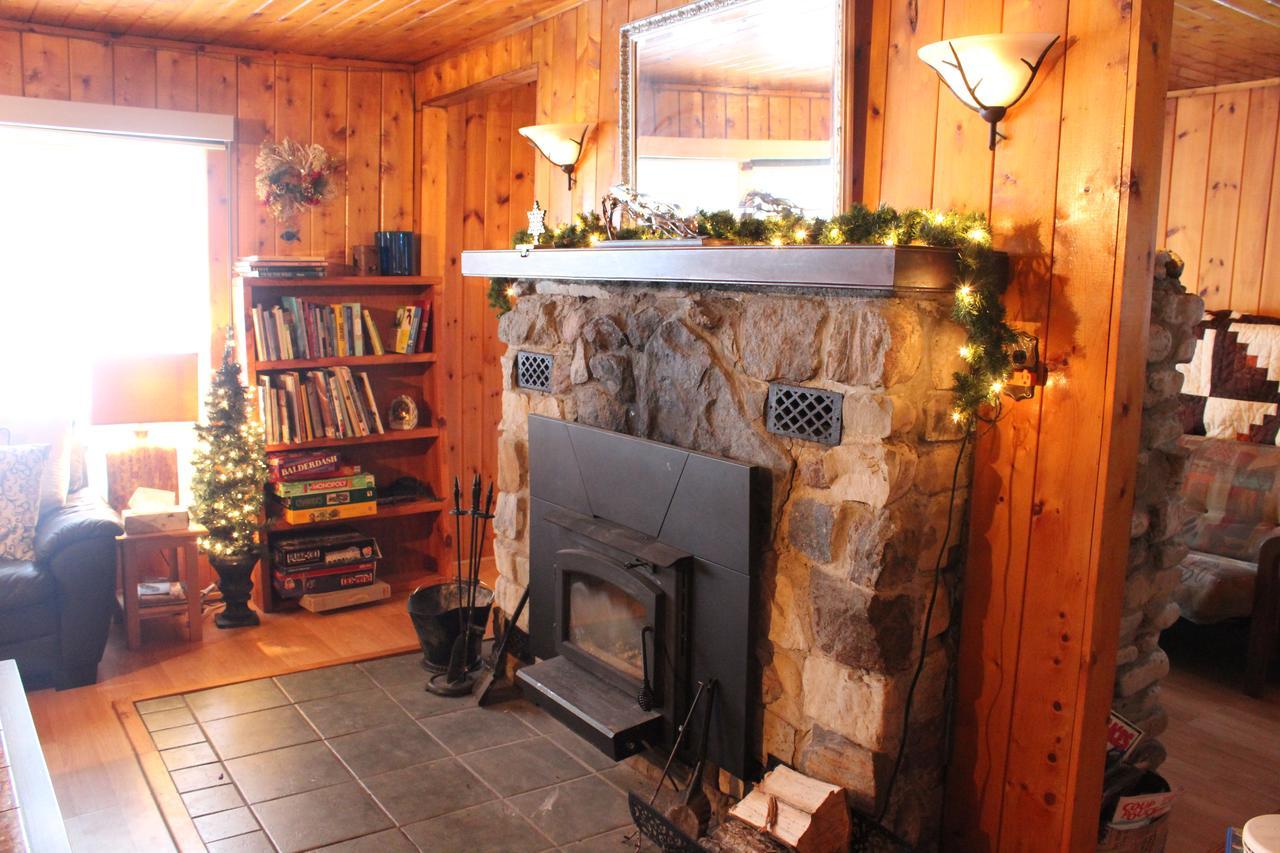 Lakefront Hope Lodge Miller Lake Экстерьер фото