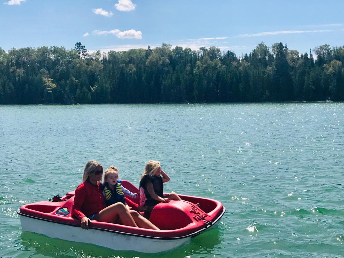 Lakefront Hope Lodge Miller Lake Экстерьер фото