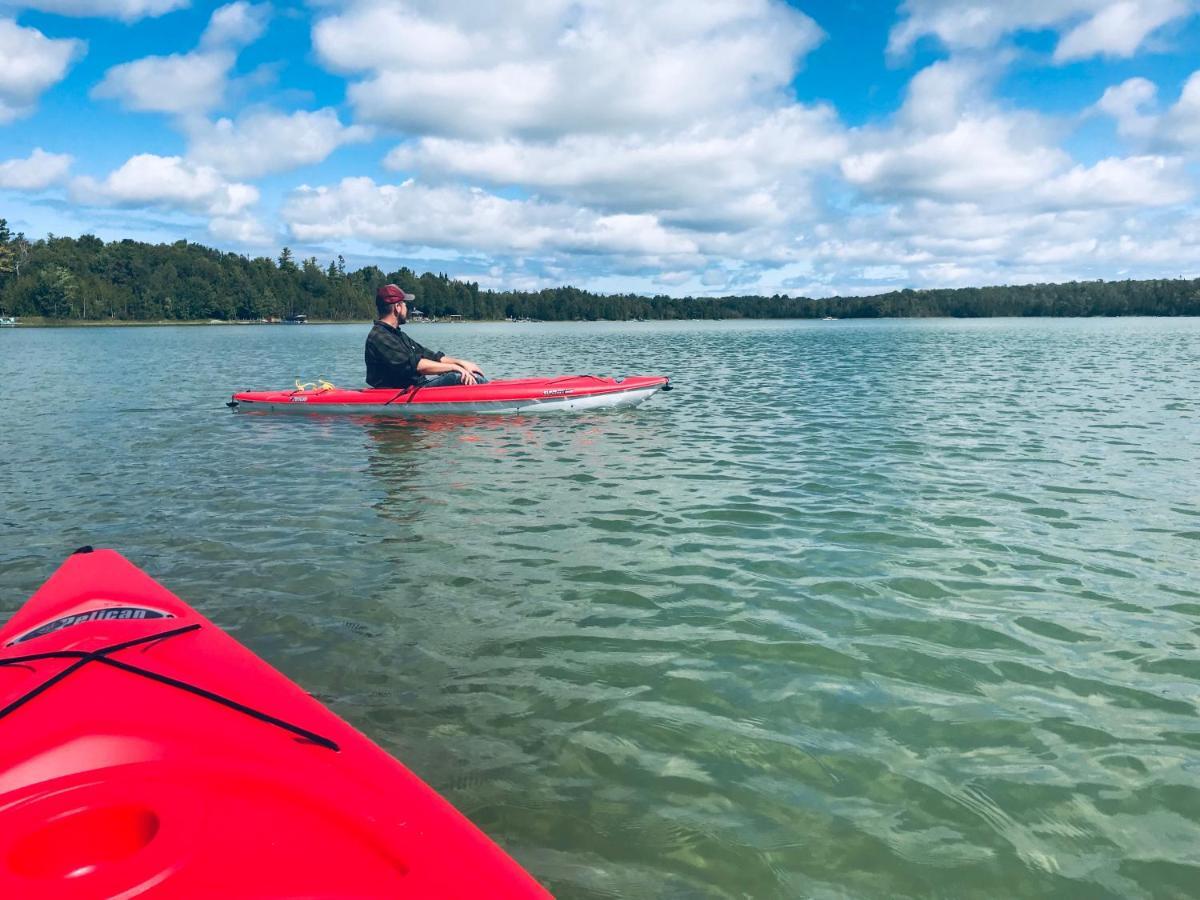 Lakefront Hope Lodge Miller Lake Экстерьер фото