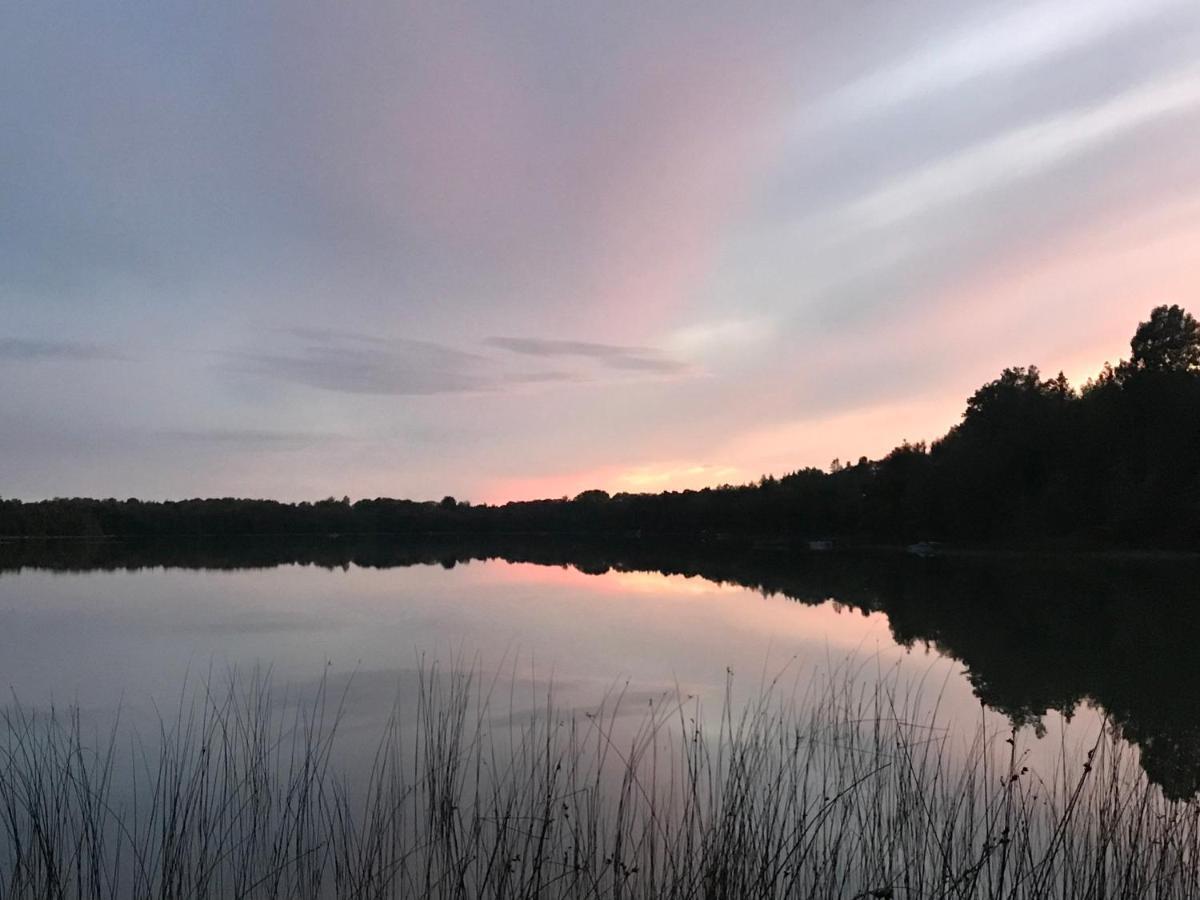 Lakefront Hope Lodge Miller Lake Экстерьер фото
